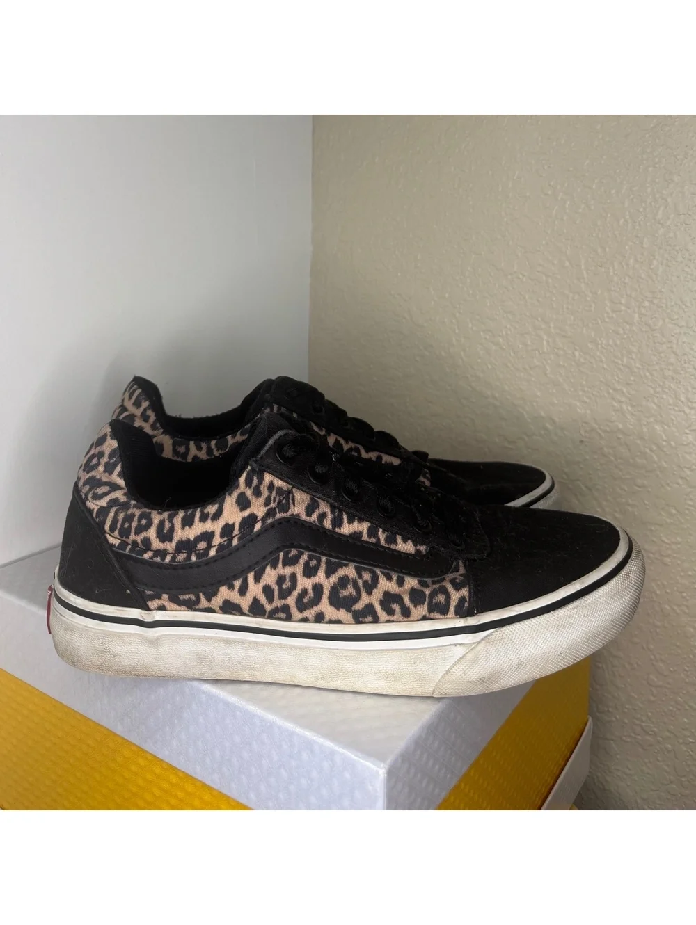👟 Vans Old Skool Leopard Print Sneakers Women’s 7 Black Tan